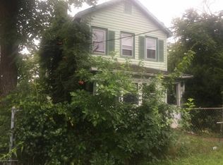 232 Church St, Lakehurst, NJ 08733