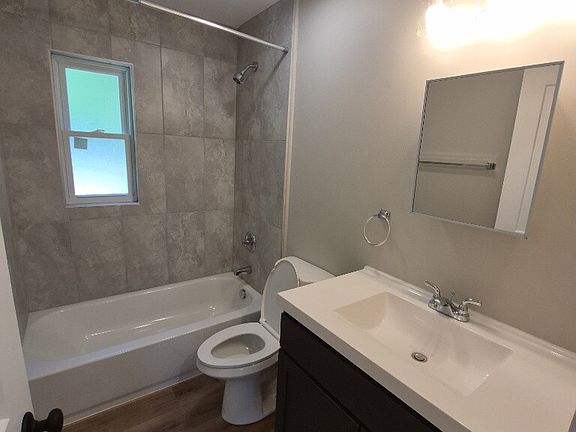 5th image of 2668 Shaffer Ave Unit 3
