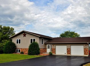 3930 Sunny Brook Dr NW, Alexandria, MN 56308