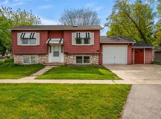 1126 Columbia Ave, Belvidere, IL 61008
