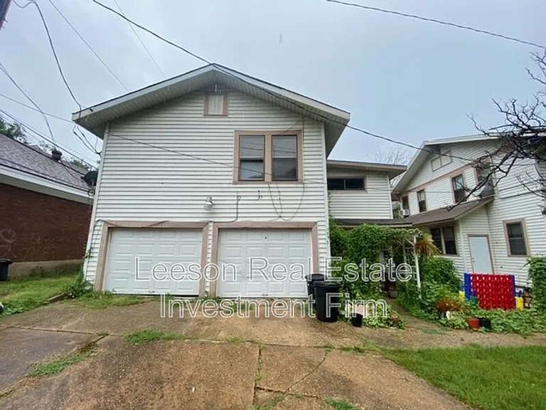 1101 College St #2210 — Photo 8