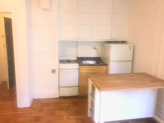 Rented by Manhattan Spaces | media 14