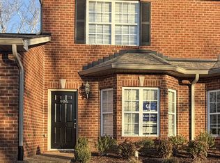 906 Cashmere Dr, Thompsons Station, TN 37179