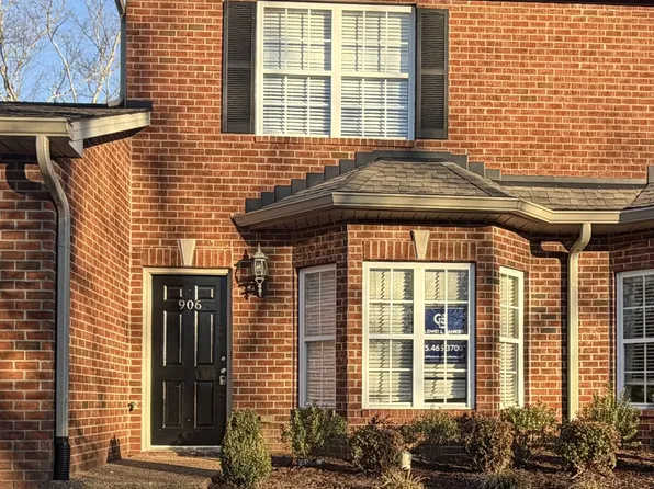 906 Cashmere Dr, Thompsons Station, TN 37179