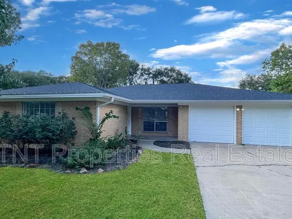 3519 Midwest Dr, Bryan, TX 77802