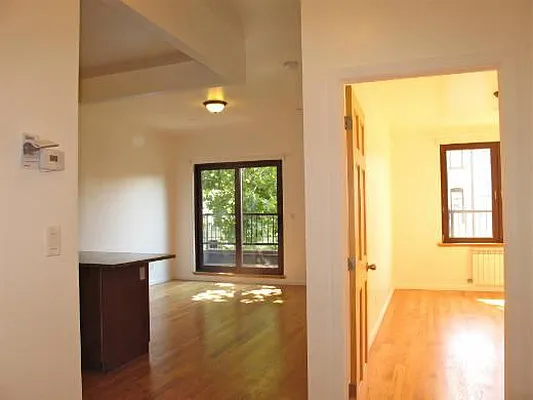 Rented by Dream Space Realty | media 14