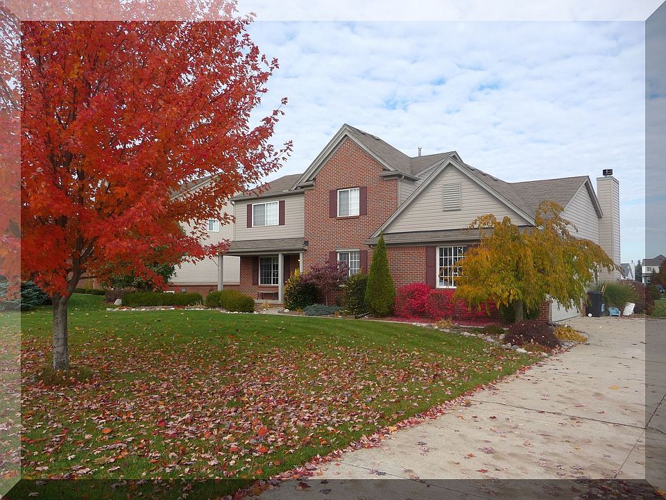 3250 Sq Ft Total Living Space