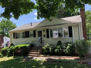 25 Wahtera Rd, Peabody, MA 01960