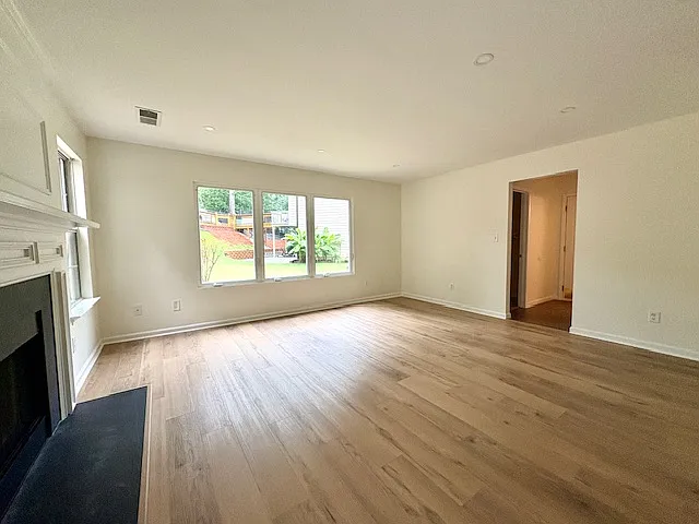 3821 Majestic Ln SW — Photo 13