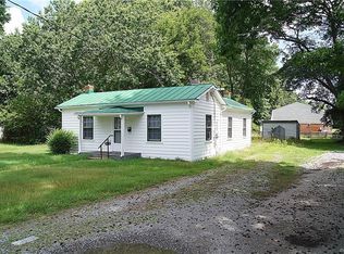 309 Mac Murdo St, Ashland, VA 23005