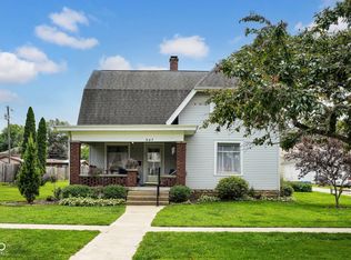 247 W Mechanic St, Bloomfield, IN 47424