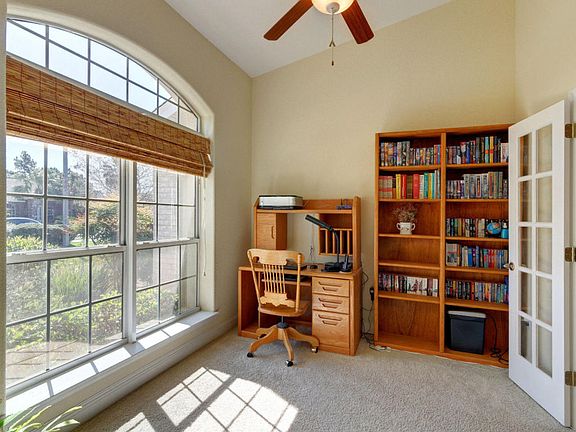 4th image of 1575 Cypress Bend Trl