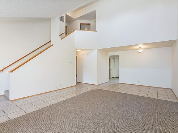 3rd image of 3203 Vincenta Dr