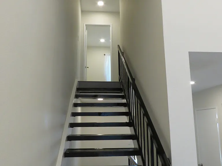 203 Ridge Terrace Ln — Photo 13