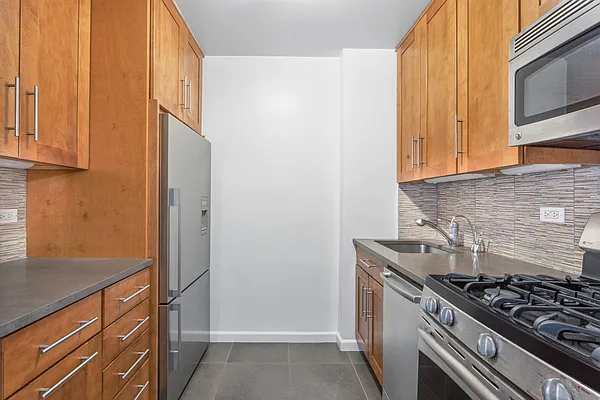 Rented by Douglas Elliman | media 11