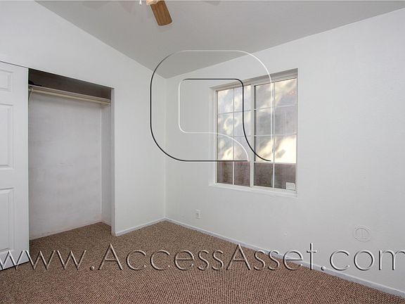 4th image of 17230 Grand Ave