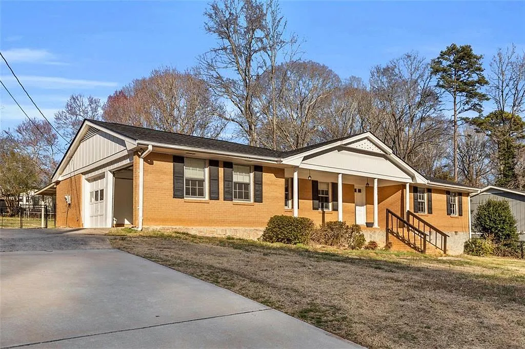 Building Photo - 2338 Rockbridge Rd