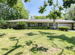 820 N Greece Rd, Rochester, NY 14626