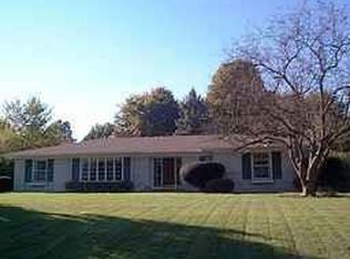1049 Frederick South Dr S, Indianapolis, IN 46260