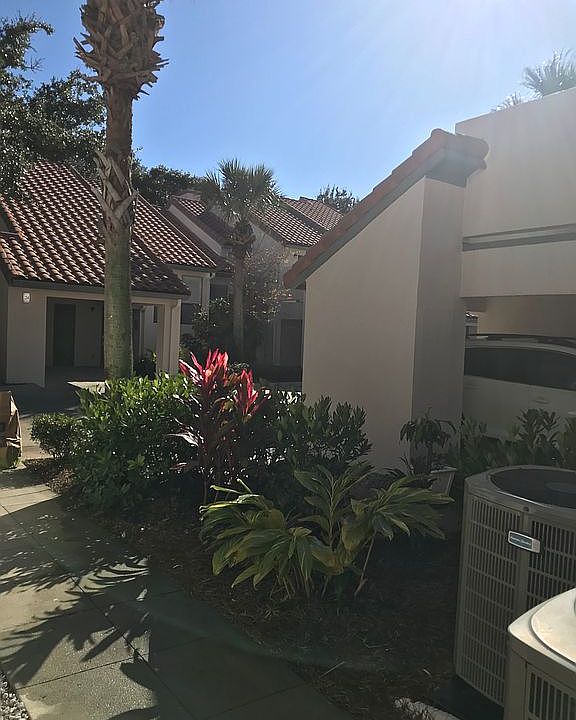 1st image of 12 Forest Hills Ln #12B