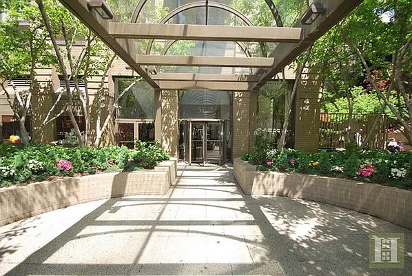 Rented by Halstead Real Estate | media 19