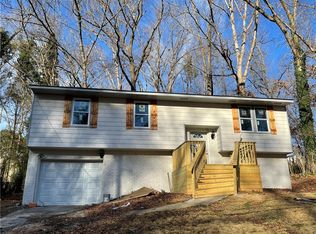 1082 Boca Raton Dr, Forest Park, GA 30297