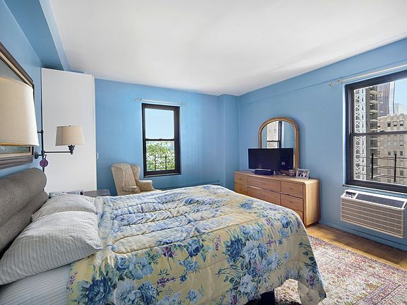 4th image of 2 Tudor City Pl APT 5AS