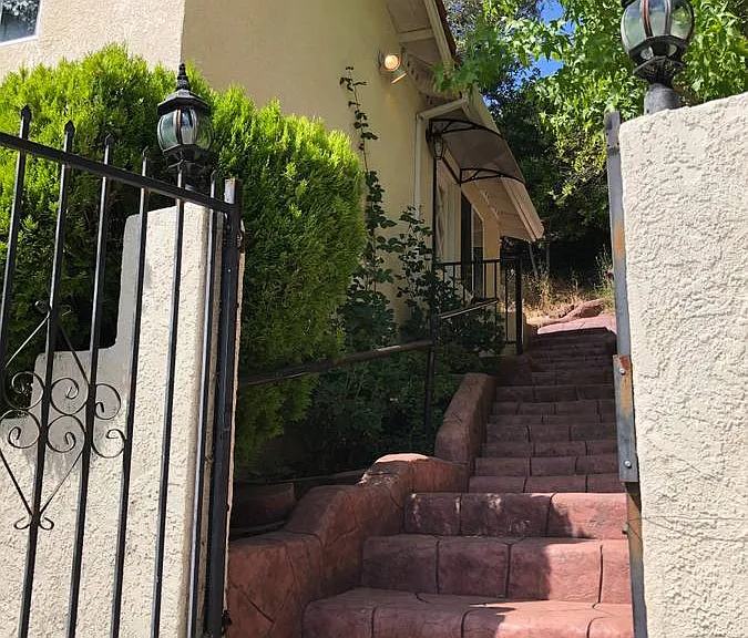 109 Rheem Blvd — Photo 3