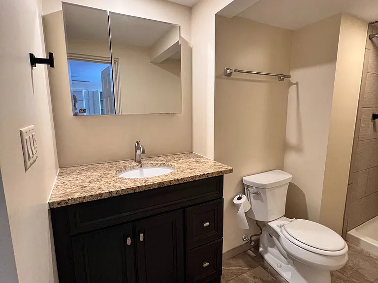 10 Washington Ave #3 — Photo 10