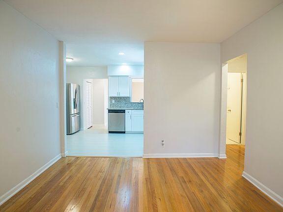 5th image of 541 Mokena Dr