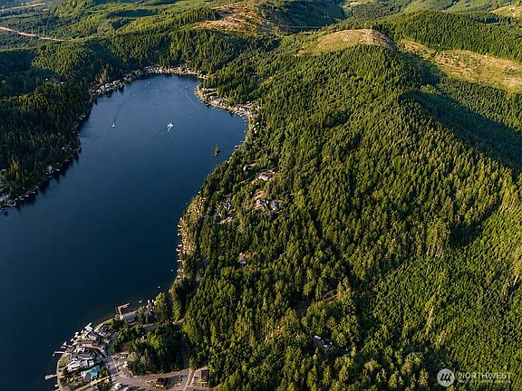2nd image of 1102 NW Summit Lake Shore Rd