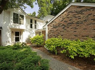 8807 Basswood Rd, Eden Prairie, MN 55344