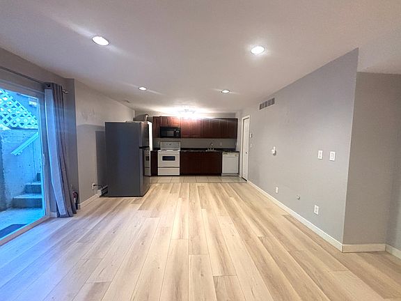 5th image of 15331 36th Ave