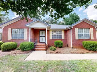 412 Darlington Cir, Dothan, AL 36301