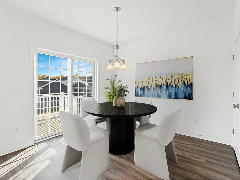 613 Mapleton Ave — Photo 4