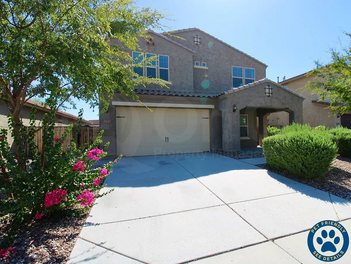 5 bed, 3.0 bath, 3197 sqft, $3,250 — Photo 1