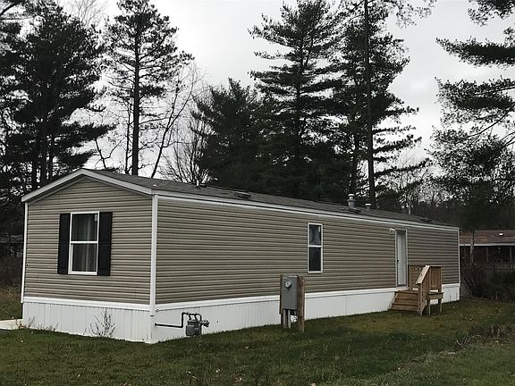 2nd image of 61 Illinois Ave