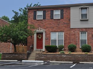 1239 Clarkson Ct #1239, Ballwin, MO 63011