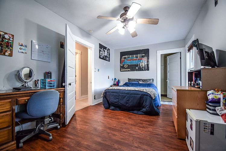 1st image of 21 Volkenand Ave Room A