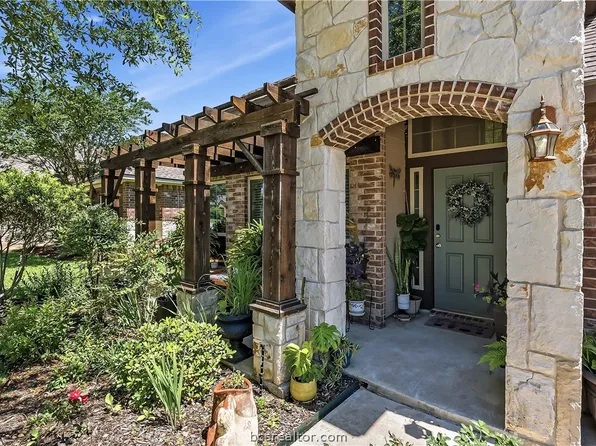4203 Muncaster Ln, College Station, TX 77845