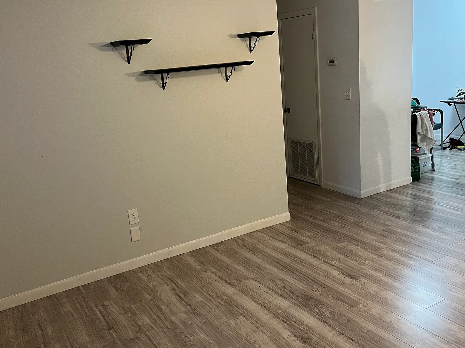 3 bed, 1275 sqft, $1,950 — Photo 4