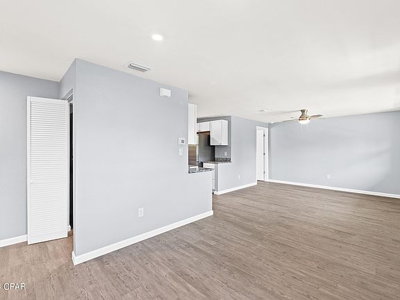 5th image of 4066 Fairbanks Dr