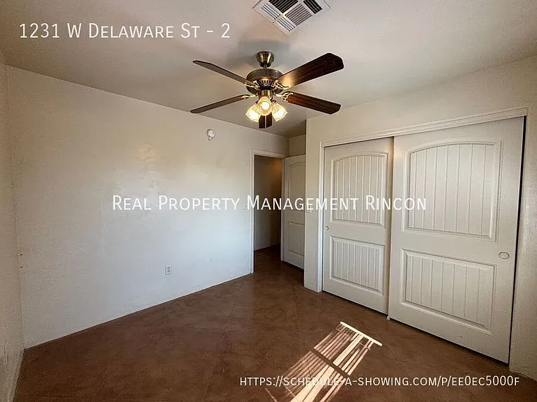1231 W Delaware St #2 — Photo 14