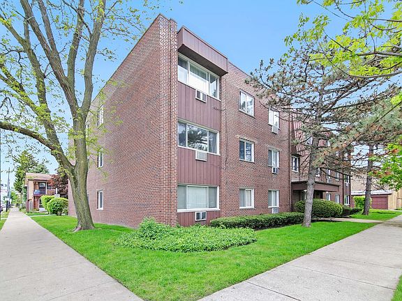 2nd image of 3201 W Balmoral Ave APT 205