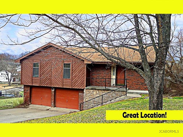 1st image of 3938 Randall Dr