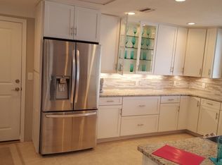 518 Johns Pass Ave, Madeira Beach, FL 33708