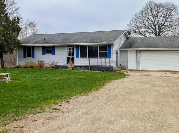 8626B Cedar Lake Blvd, Faribault, MN 55021