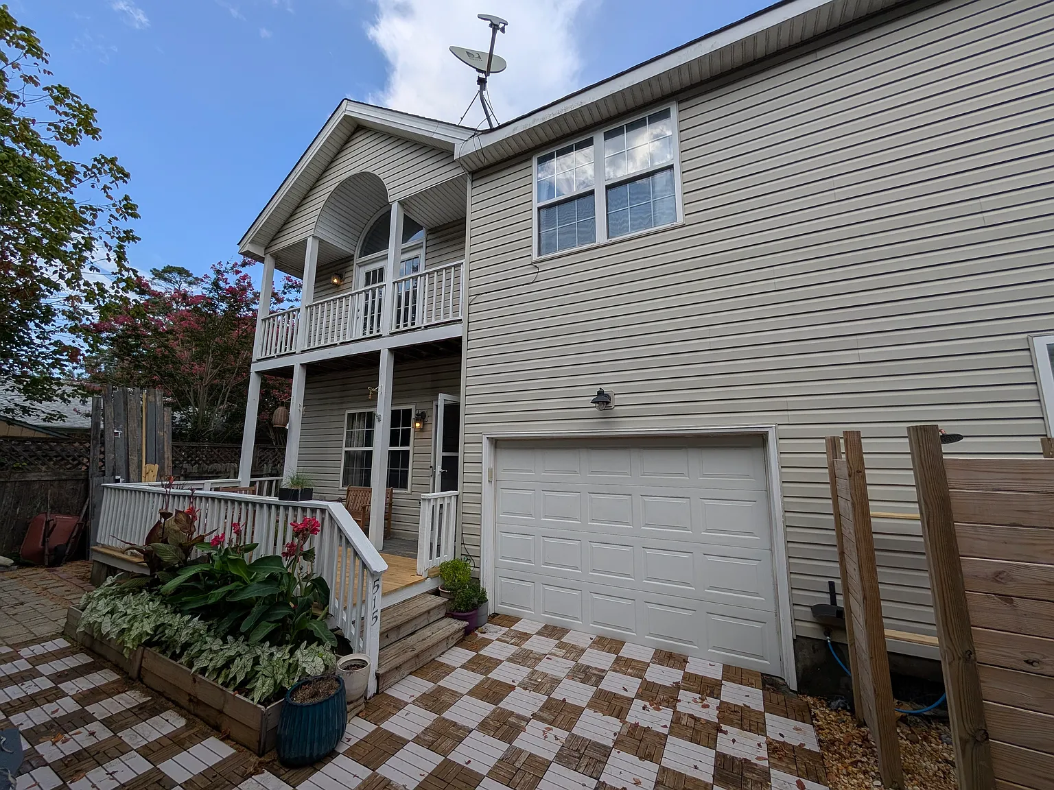 3 bed, 2.5 bath, 1530 sqft, $3,400 — Photo 2