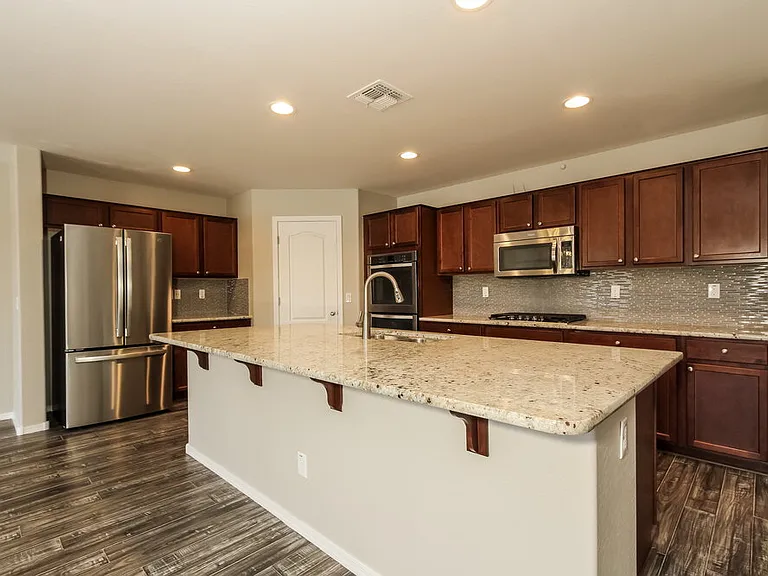 7529 W Saint Kateri Dr — Photo 6