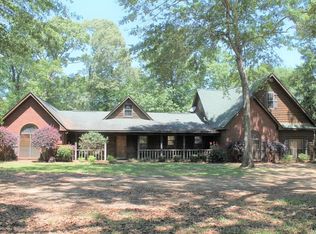444 Ross Rd, Deatsville, AL 36022